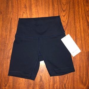 Lululemon High-Rise Bike Short - Navy (4) NWT